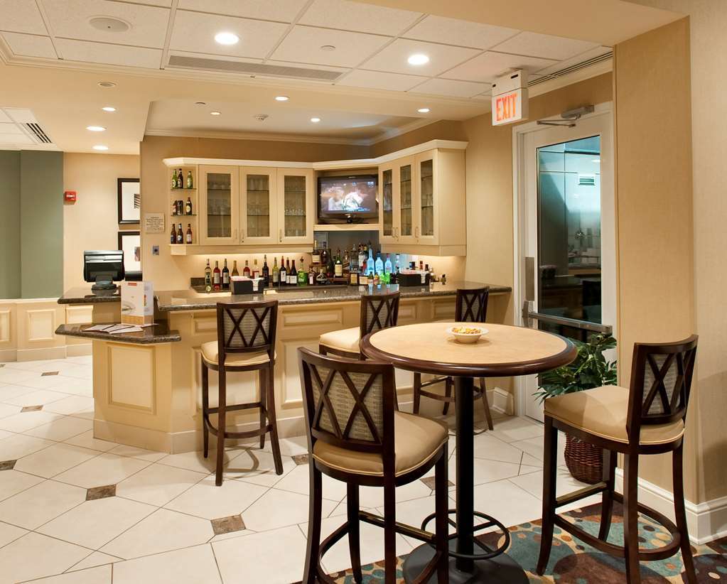 Hilton Garden Inn Ridgefield Park Restaurante foto